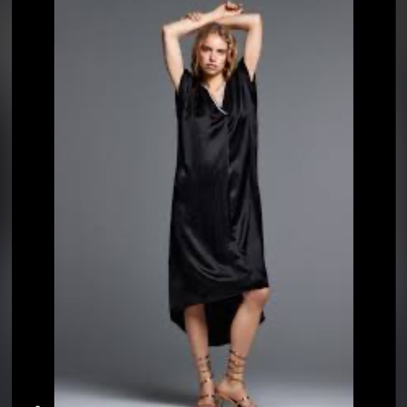 ZARA | satin caftan with embellished neckline - Picture 2 of 8